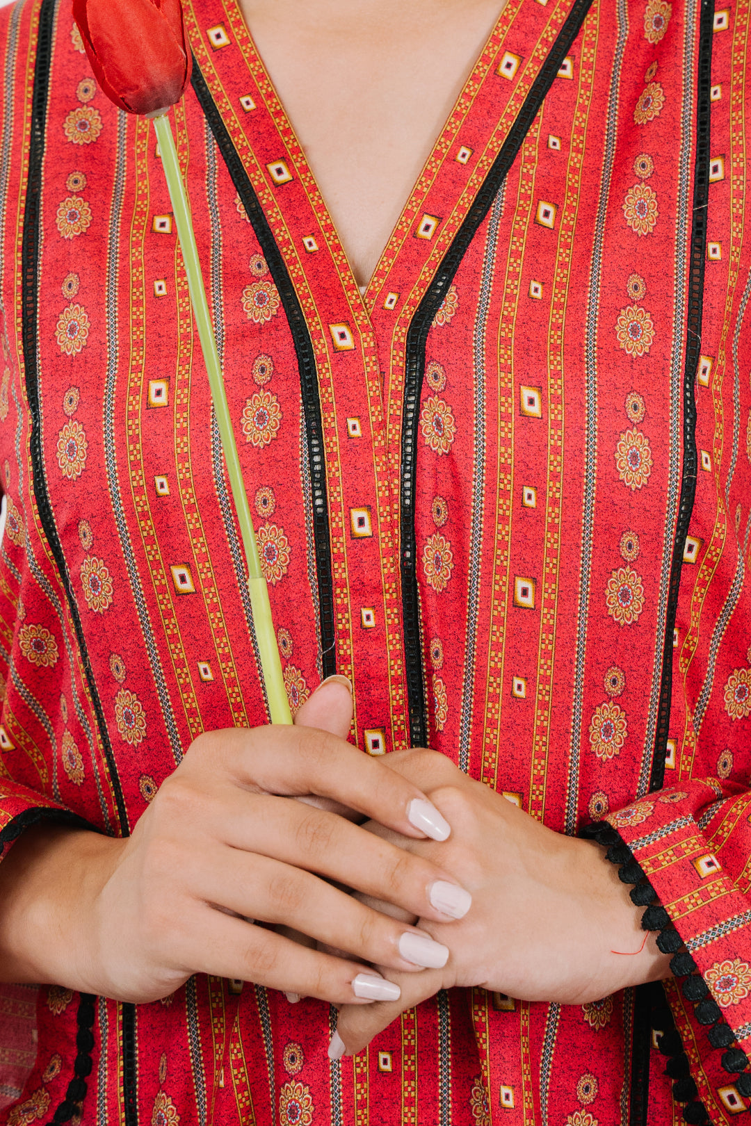 Women red Lawn Shirt Neckline for summer-Online Dubai