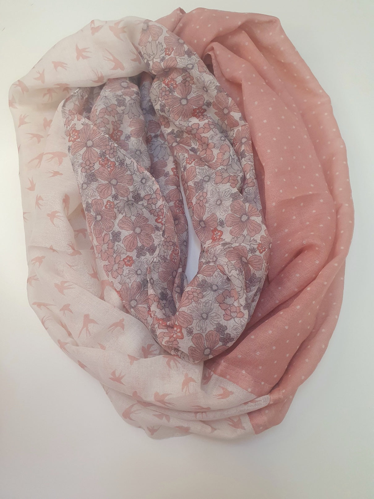 J. loop scarf for women- khaas Trends Online Dubai