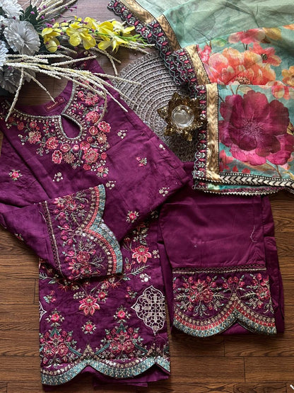 Bin Saeed Magenta Luxury Embroidered Jacquard Stitched 3pc- RW3-53