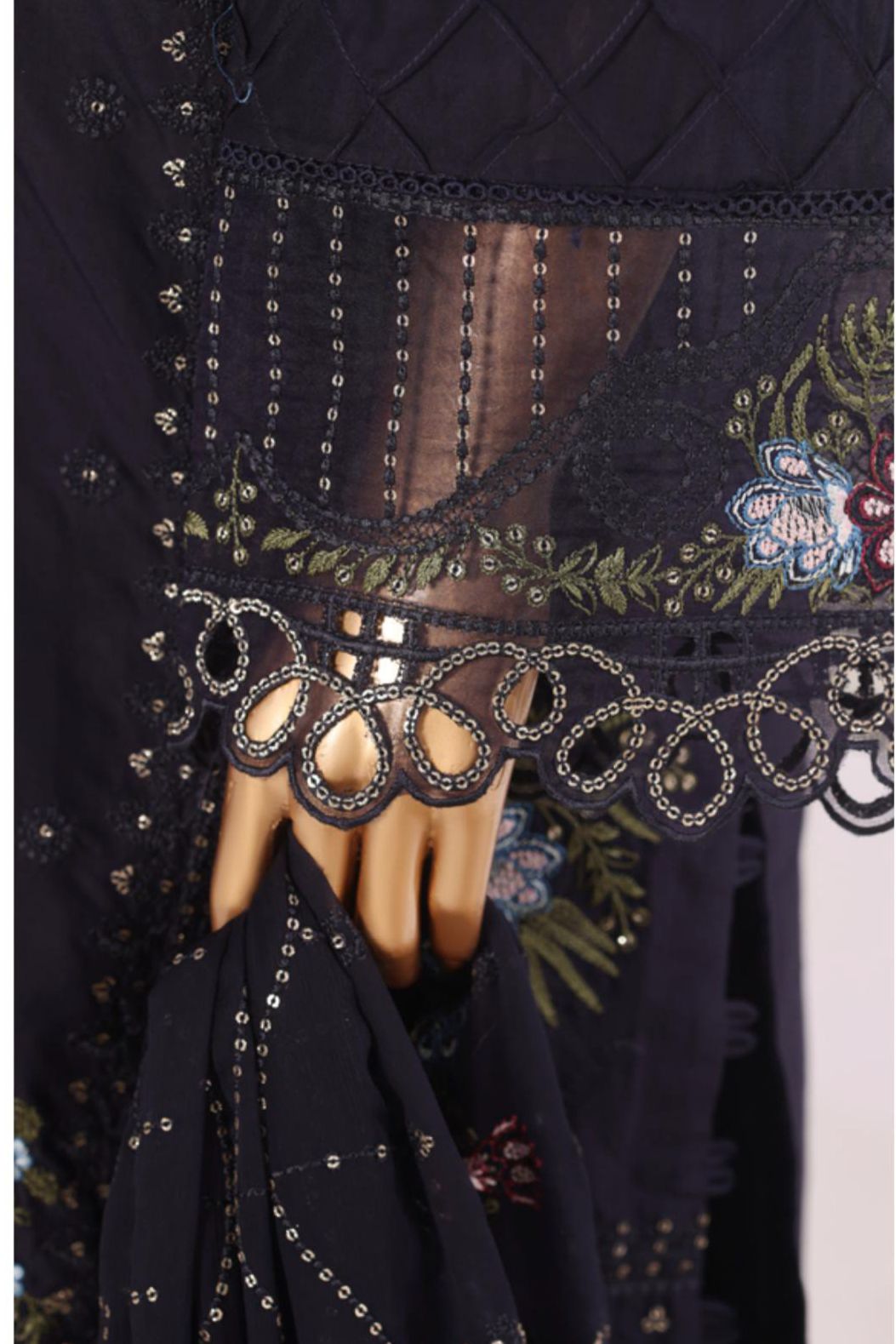 Black cotton 3pc suit - Sleeve close-up