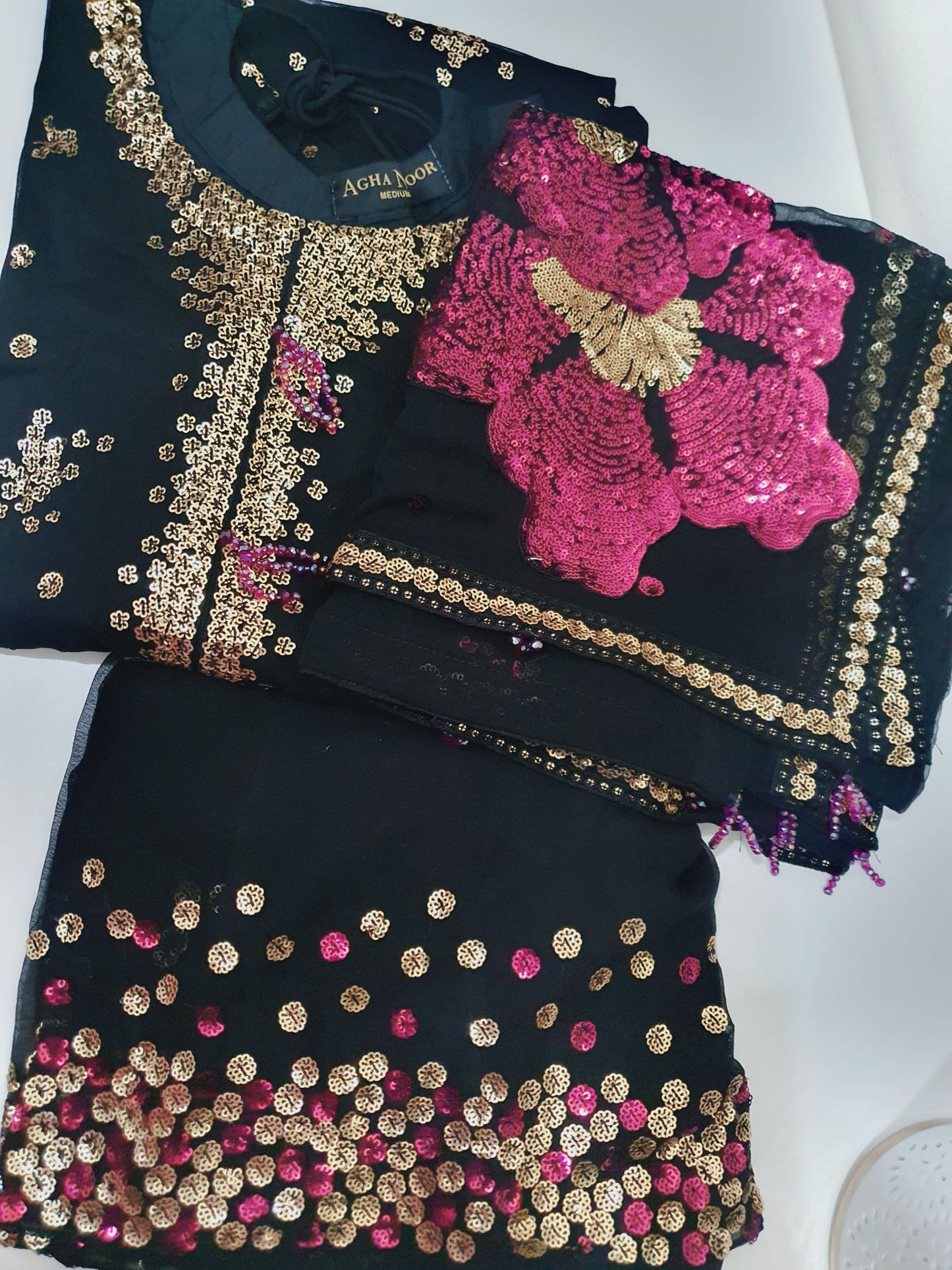 Agha Noor Inspired Navy Muse Work Chiffon Suit – Stitched 3pc-RW3-113