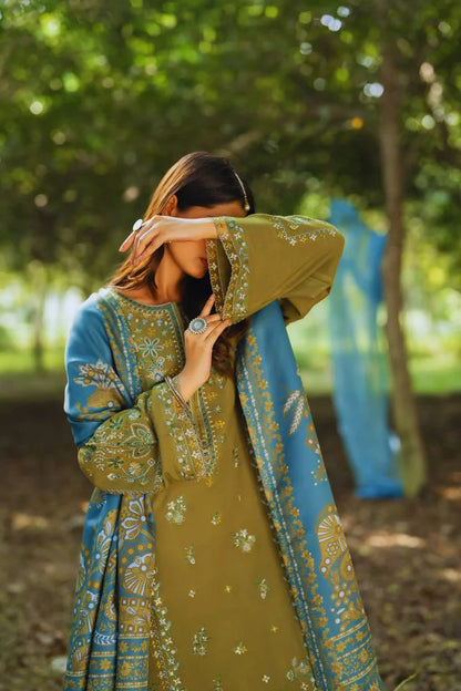 Casuallite Green Embroidered Cotton Lawn Suit – Stitched 3pc-RW3- 133