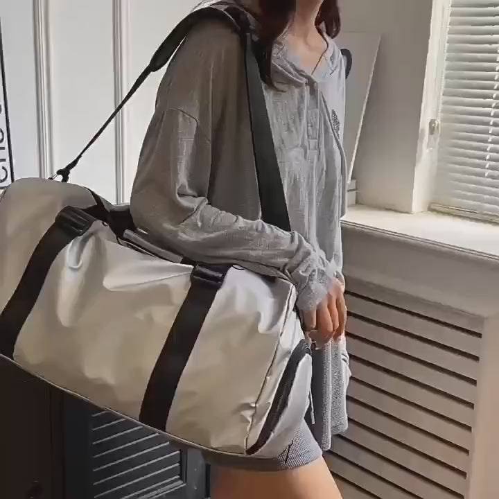 Gym Fitness Bag – Lightweight, Waterproof, and Spacious