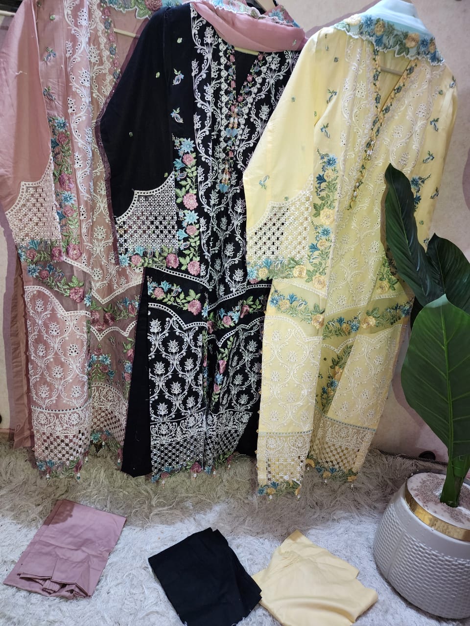 Sana Safinaz Inspired Pink Embroidered Cotton Lawn Suit – Stitched 3pc-RW3-154