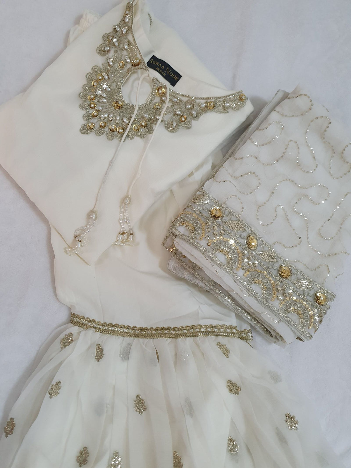 Agha Noor Inspired White Chiffon Gharara – Stitched 3pc-RW3-232