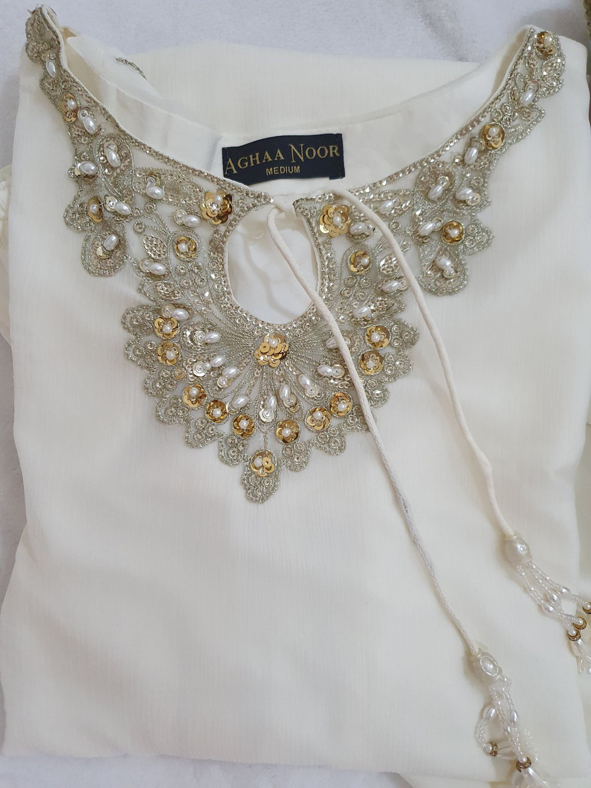 Agha Noor Inspired White Chiffon Gharara – Stitched 3pc-RW3-232